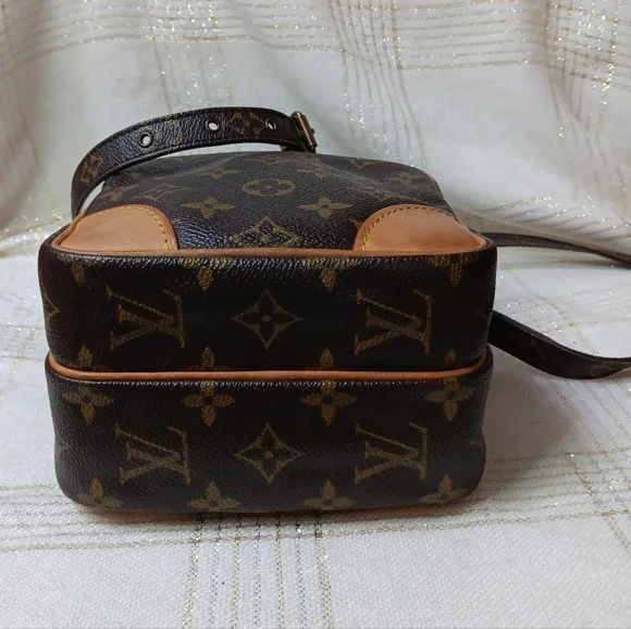 Louis Vuitton EUC ✨ Amazon Vintage 1991 Monogram Crossbody Bag - Picture 8 of 16